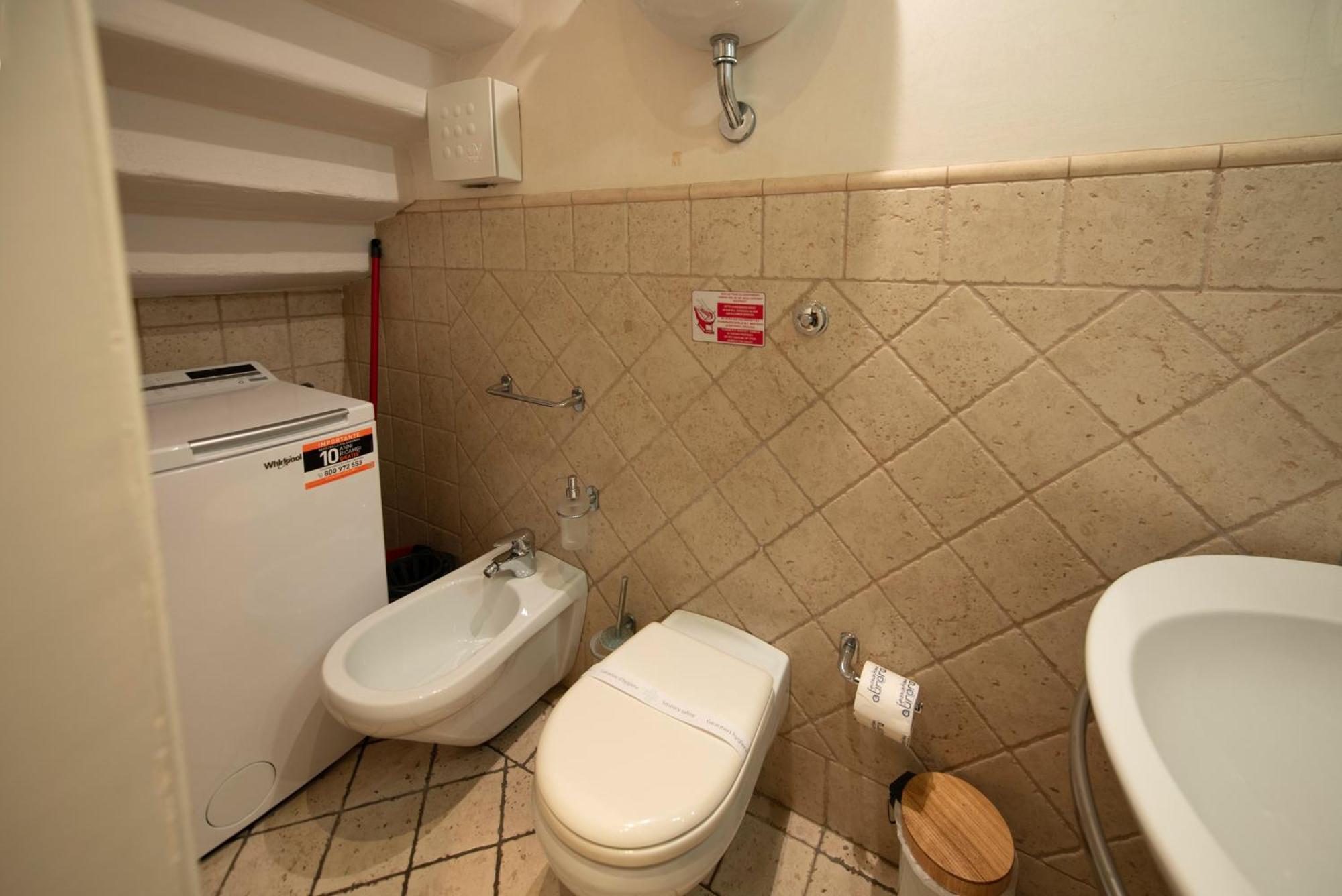 Terme Apartment By Mamo Florence Ngoại thất bức ảnh